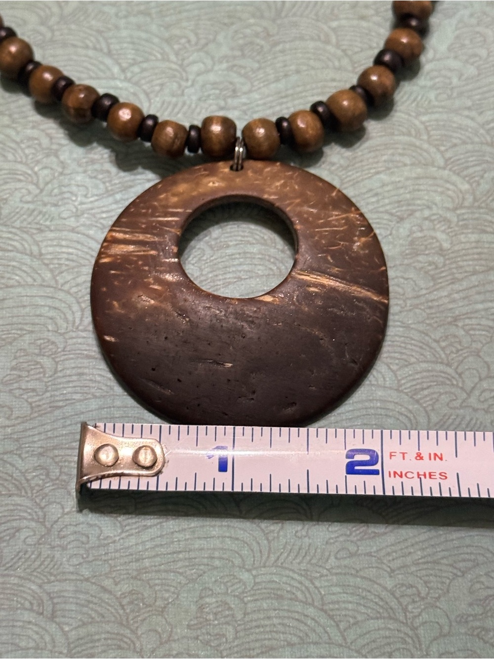 COCONUT NECKLACE - Picture 4 of 8